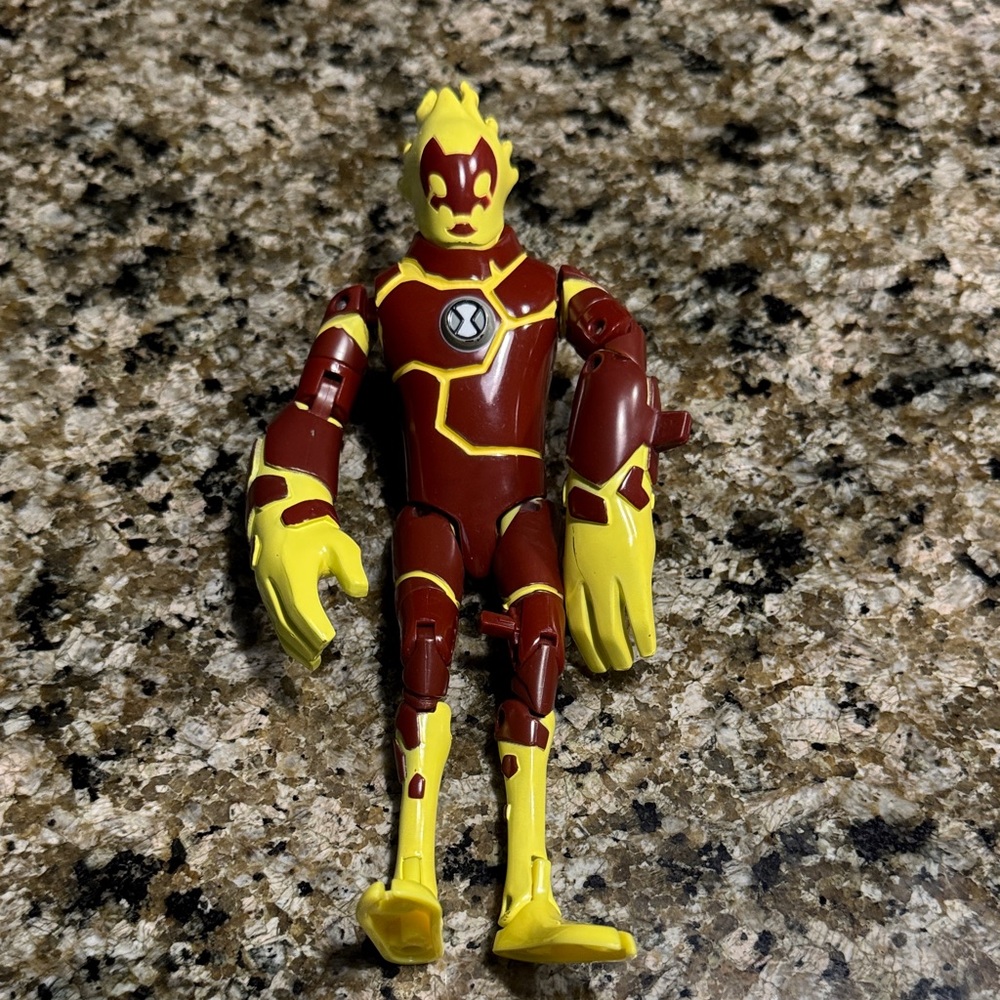 Ben 10 Heatblast Metamorfigure Light-Up Action Figure by Bandai, 2006